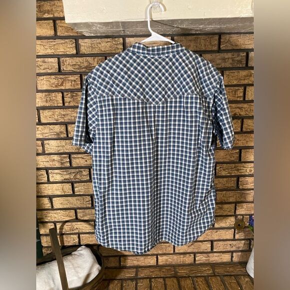 Northwest‎ territory blue plaid short sleeve button down - Picture 3 of 6